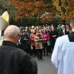 Modlitwa za zmarłych na zielonogórskim cmentarzu
