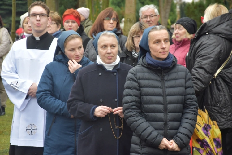 Dzień Zaduszny na gorzowskim cmentarzu
