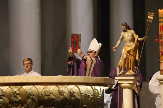 Modlitwa za dusze katowickich biskupów