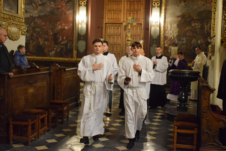 Modlitwa za zmarłych pasterzy Kościoła Sandomierskiego