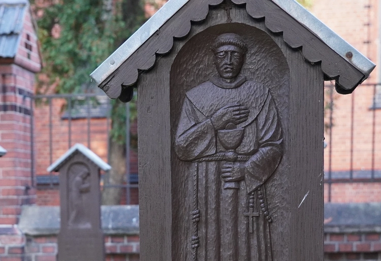 Franciszkański cmentarz we Wrocławiu-Karłowicach