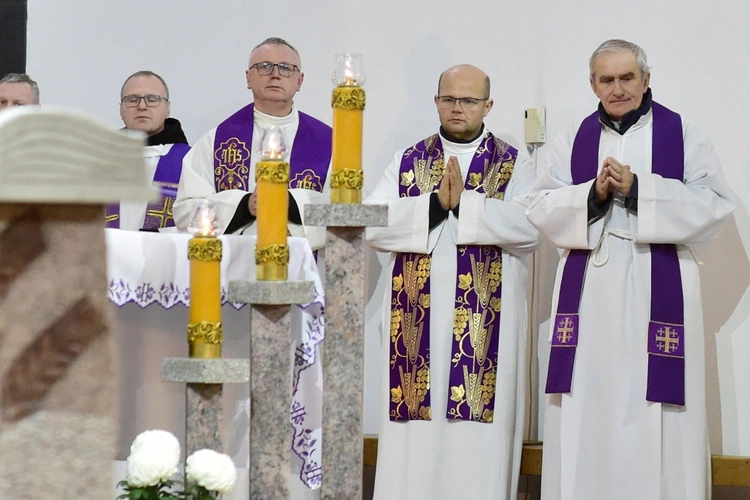 Msza św. za śp. ks. Lecha Lachowicza