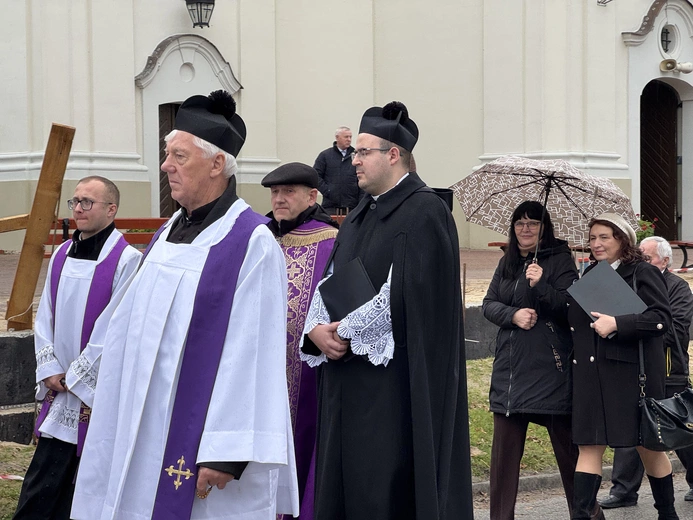 Upamiętnienie kapłanów zamordowanych w obozach
