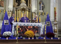 Maków upamiętnił swoich kapłanów męczenników