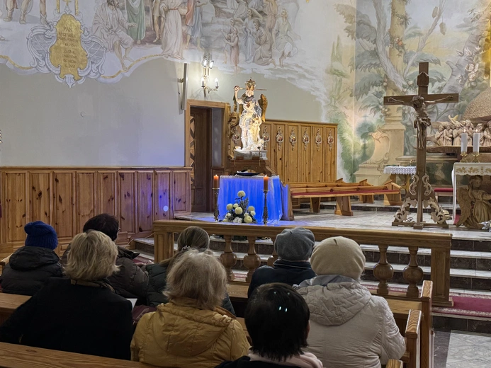 Nawiedzenie figury św. Michała Archanioła w Komorowie