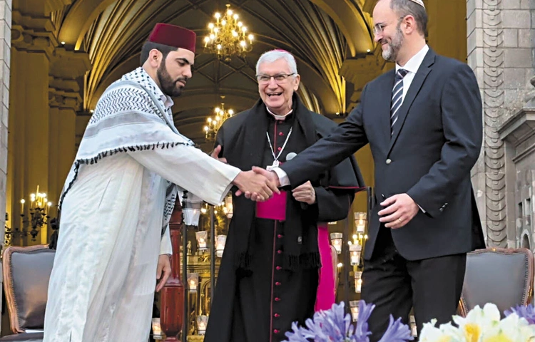 Czy Pan Bóg działa również „poza Kościołem”? Ojcowie soborowi jednoznacznie o stosunku chrześcijan do judaizmu oraz innych religii