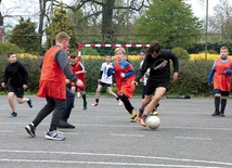 Swoje umiejętności będzie można sprawdzić m.in. na boisku piłkarskim…