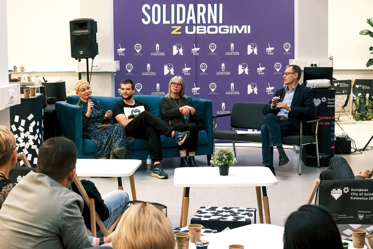 Jednym z wydarzeń towarzyszących była w tym roku konferencja „Jak pomagać mądrze?” zorganizowana na Wydziale Nauk Społecznych UŚ.