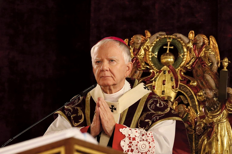 – Ten dokument wprowadził tutaj radykalne zmiany – powiedział abp Jędraszewski o papieskim akcie sprzed wieku.