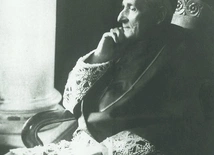 Bp Adam Sapieha był początkowo przeciwny temu pomysłowi. Przekonany jednak o pożytku takiego rozwiązania przyjął arcybiskupstwo i godność metropolity krakowskiego.