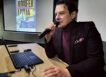 Marcin Kwaśny podkreślał konieczność krytycznego podejścia do technologii. 