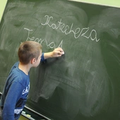 Katecheza w polskiej szkole bardzo się zmieniła, ale ciekawość i poszukiwanie odpowiedzi na najbardziej fundamentalne pytania wciąż przyciąga młodszych i starszych uczniów.