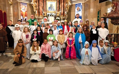 Nawet najmłodsi znają i lubią świętych z różnych wieków. 