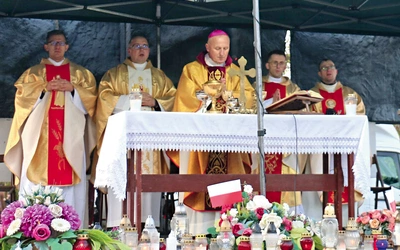 Eucharystii przewodniczył bp Marek Solarczyk.