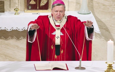 Metropolita wrocławski przypomina, co jest dla nas źródłem odwagi w wyznawaniu wiary.