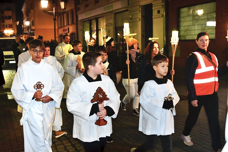 W Świebodzinie wspólną modlitwę, korowód i bal organizują wszystkie miejscowe parafie.