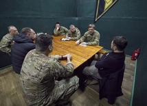 Prezydent Ukrainy z dowódcami w obwodzie donieckim