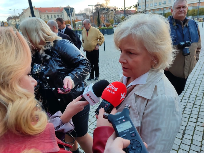 Chcą krzyża w sali obrad