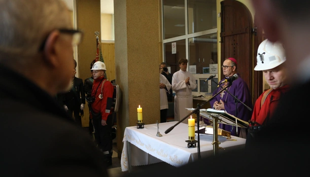 Abp Przybylski: Kościół głosi prymat osoby nad rzeczami