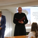 Płońsk. Konkurs "Niedoskonali, a święci" 