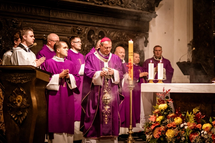 Msza św. za zmarłe duchowieństwo 2025