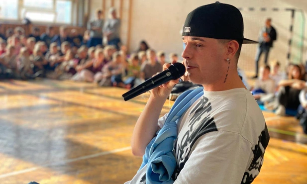 Siemianowice Śląskie. Raper "Loki" włączył się w kampanię przeciwko przemocy rówieśniczej