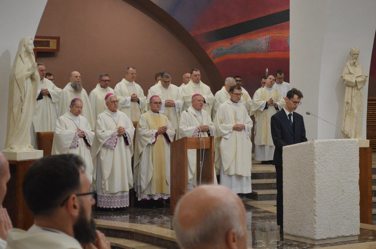 Msza św. w intencji społeczności WTL