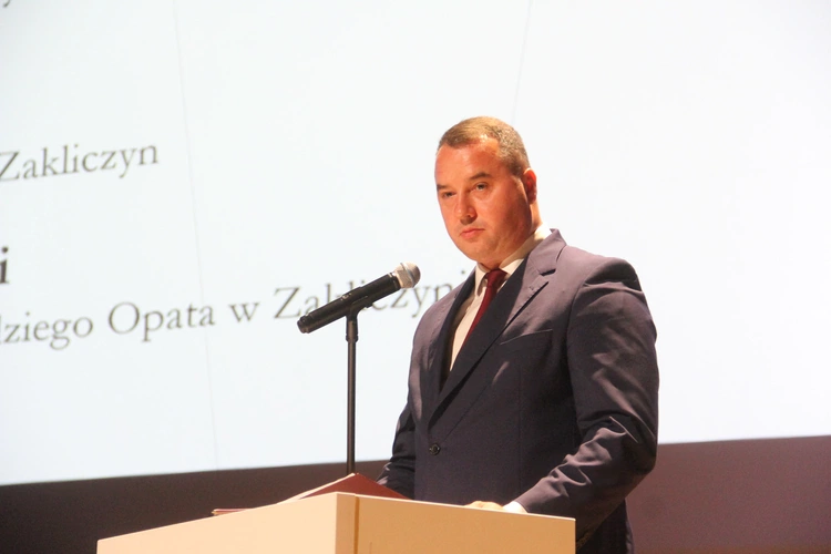Lusławice. Konferencja "Od Opatkowic do Zakliczyna"