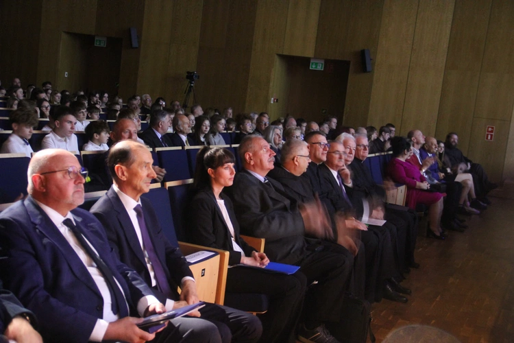Lusławice. Konferencja "Od Opatkowic do Zakliczyna"