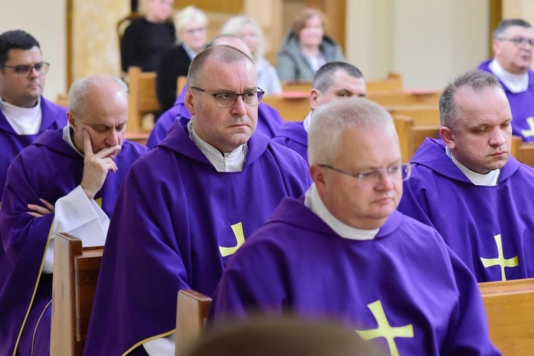 WSD Hosianum. Msza św. za zmarłych