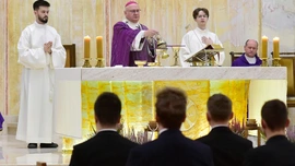 Bożą rzeczą jest modlić się za zmarłych