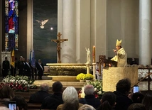 Bp Olszowski: Podejmujmy trud uświęcenia, duchowego odnowienia