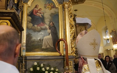 Brzezia Łąka. Dziękczynienie za dar świątyni, z Matką Bożą Różańcową