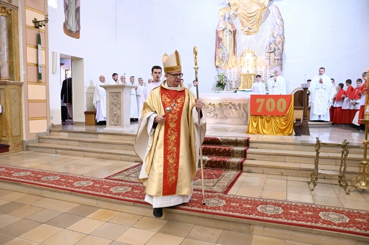 Dziękczynienie za 700 lat kościoła w Dobrzeniu Wielkim