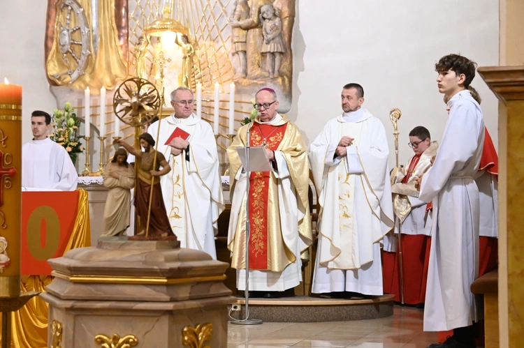 Dziękczynienie za 700 lat kościoła w Dobrzeniu Wielkim