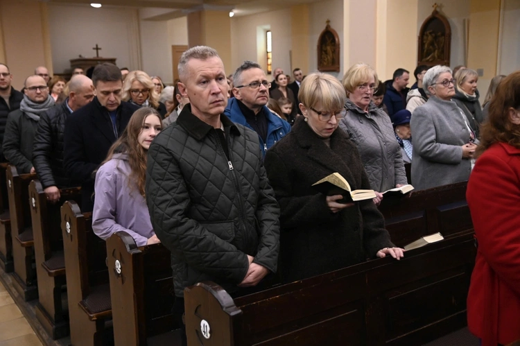 Dziękczynienie za 700 lat kościoła w Dobrzeniu Wielkim
