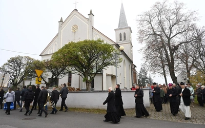 700 lat temu mieszkańcy Dobrzenia Wielkiego wybudowali kościół