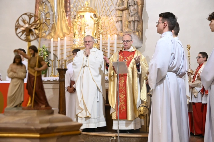 700 lat temu mieszkańcy Dobrzenia Wielkiego wybudowali kościół