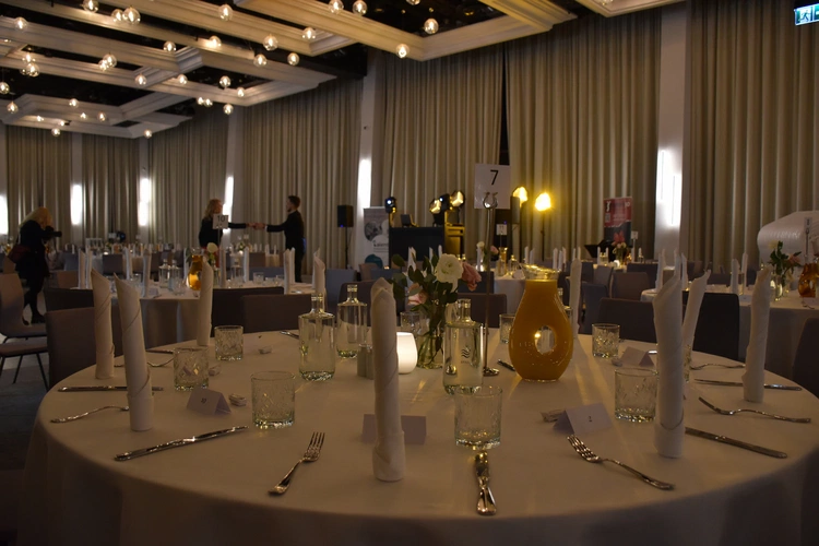 Podniebny bal dla katolickich singli