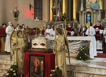 Bliskość świętej z odległych czasów