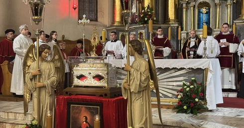 Bliskość świętej z odległych czasów