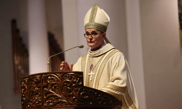 Katowice. Msza św. za Ojczyznę w Święto Niepodległości [ZDJĘCIA i FILM]