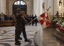 Katowice. Msza św. za Ojczyznę w Święto Niepodległości [ZDJĘCIA i FILM]