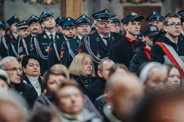 Puellae Orantes dla Niepodległej w Szczucinie