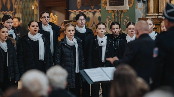 Puellae Orantes dla Niepodległej w Szczucinie