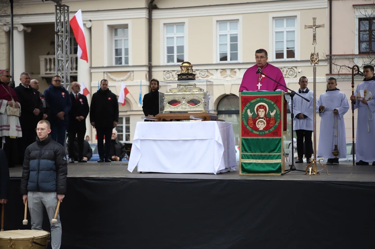 Obchody patronalne diecezji. Procesja z relikwiami św. Wiktorii 