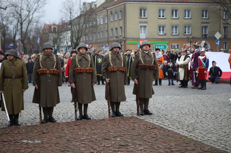 Obchody patronalne diecezji. Procesja z relikwiami św. Wiktorii 