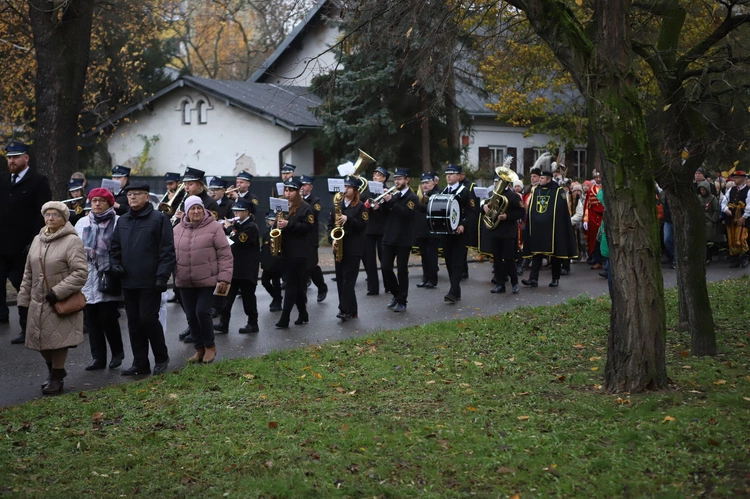 Obchody patronalne diecezji. Procesja z relikwiami św. Wiktorii 