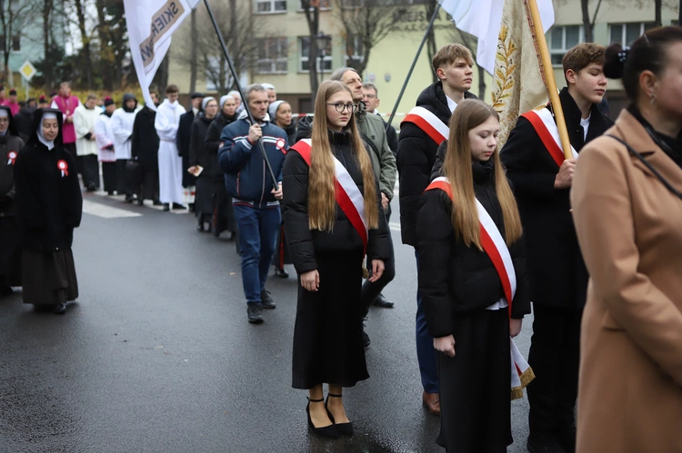 Obchody patronalne diecezji. Procesja z relikwiami św. Wiktorii 