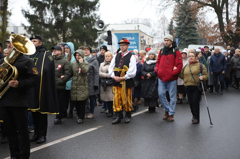 Obchody patronalne diecezji. Procesja z relikwiami św. Wiktorii 